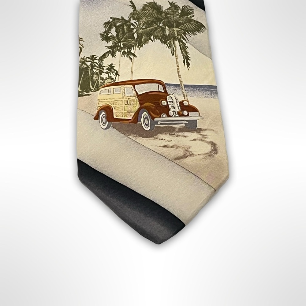 Vintage Pelican Bay Men’s Necktie. 100% Silk. Handmade.